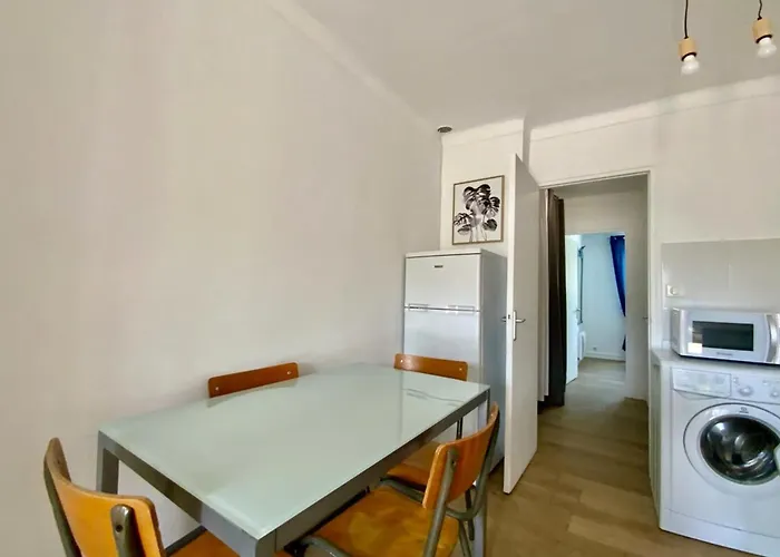 Lensoleiado- Seaside And Parking!